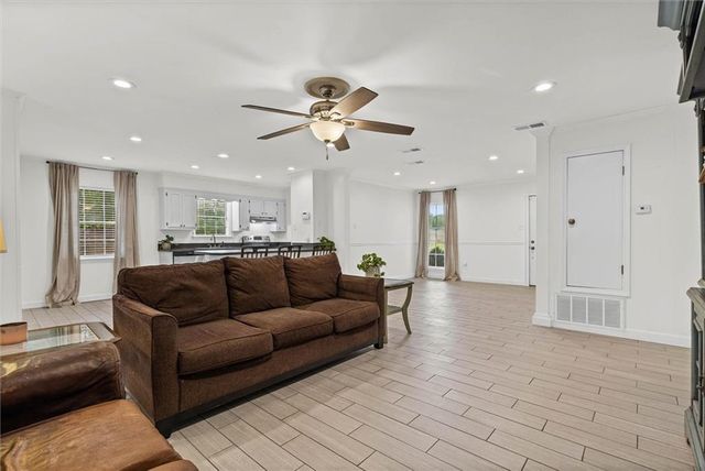 5813 Ryals Street, Satsuma, AL 36572