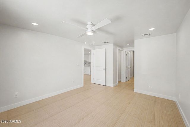 1609 W CHIPMAN Road, Phoenix, AZ 85041