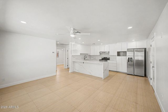 1609 W CHIPMAN Road, Phoenix, AZ 85041
