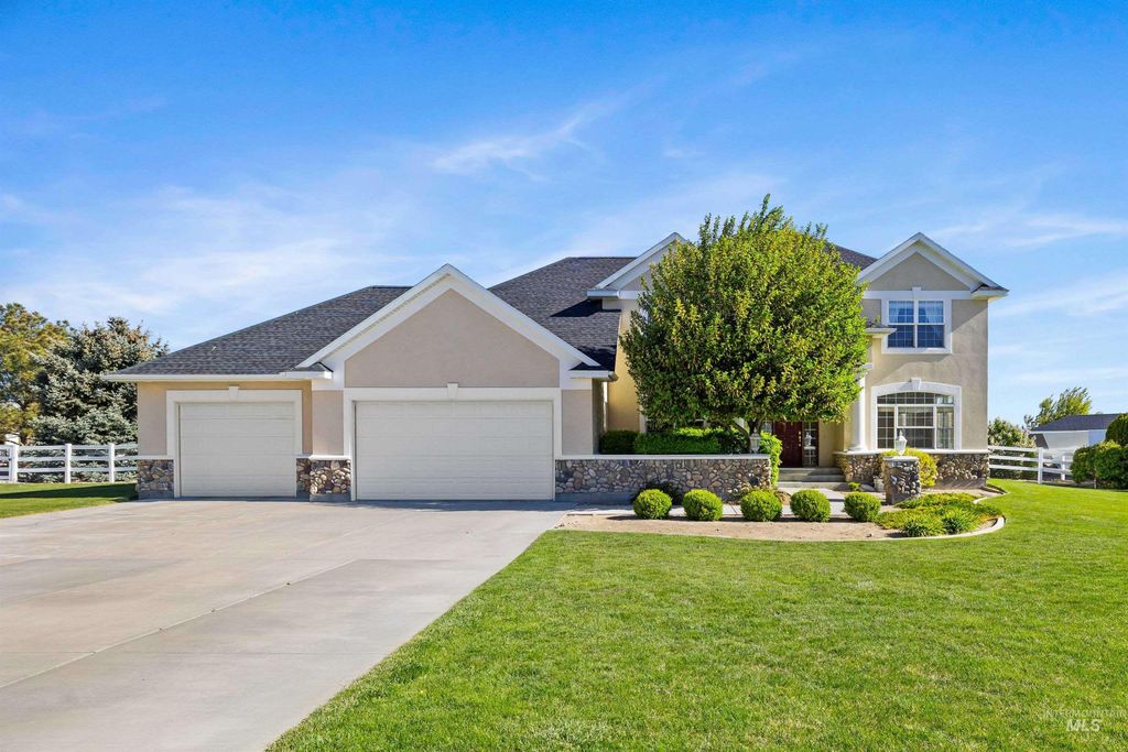 2522 E 3719 N, Twin Falls, ID 83301