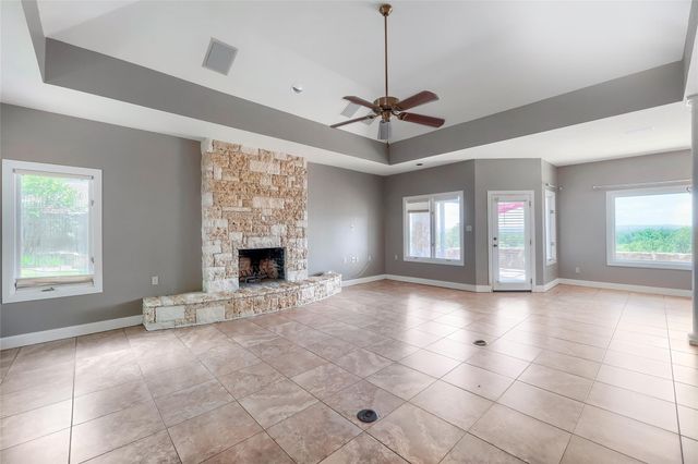 1607 Clubhouse Hill DR, Spicewood, TX 78669