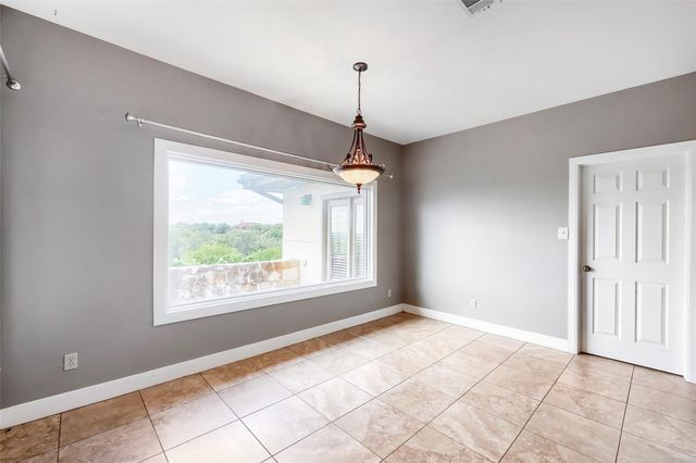1607 Clubhouse Hill DR, Spicewood, TX 78669