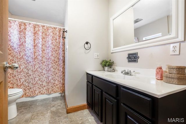 824 W State Street, Mascoutah, IL 62258