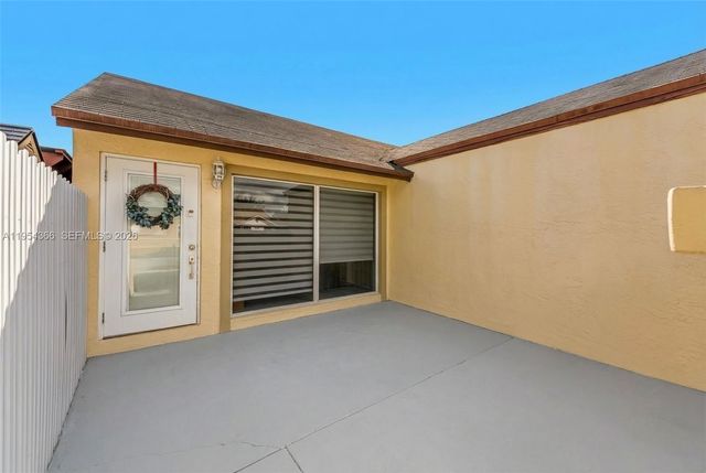 3246 NW 204th Ter, Miami Gardens, FL 33056