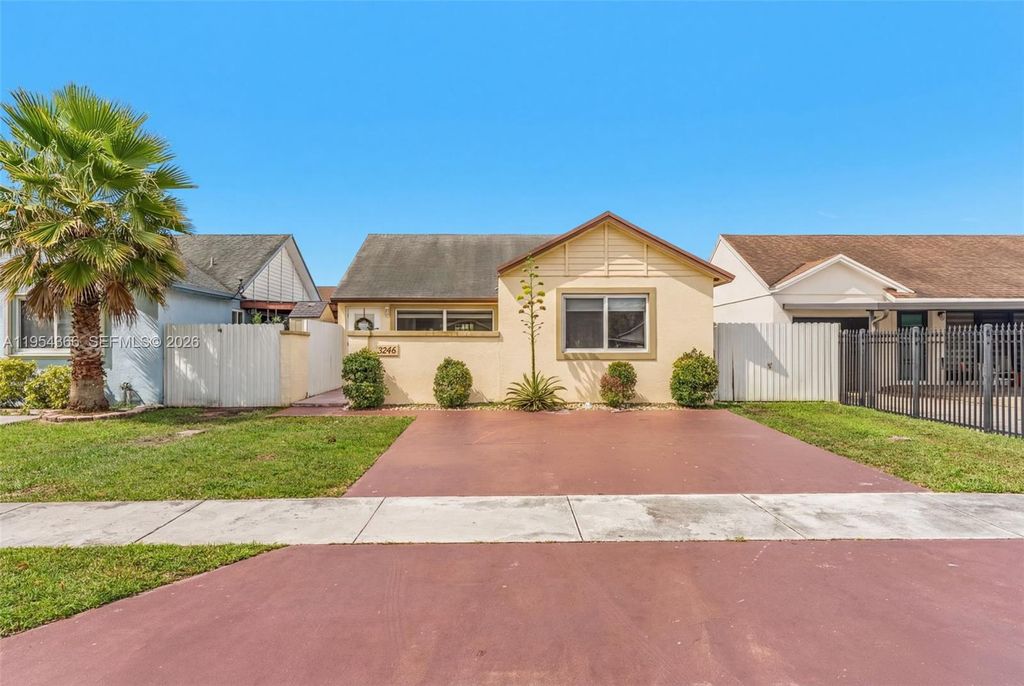 3246 NW 204th Ter, Miami Gardens, FL 33056