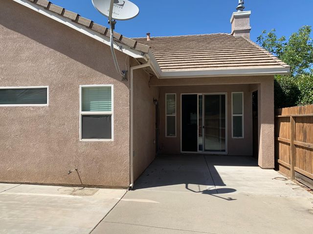 3532 Lauding Way, Modesto, CA 95355