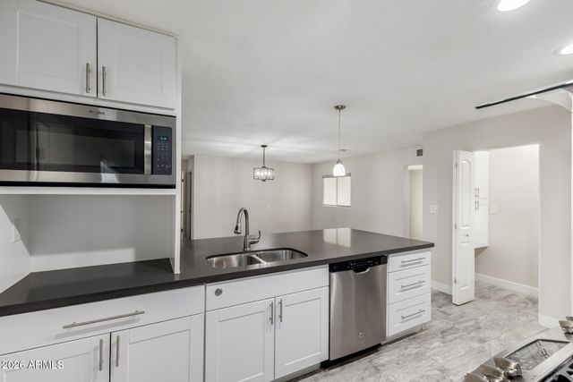 2421 N 68TH Street, Scottsdale, AZ 85257