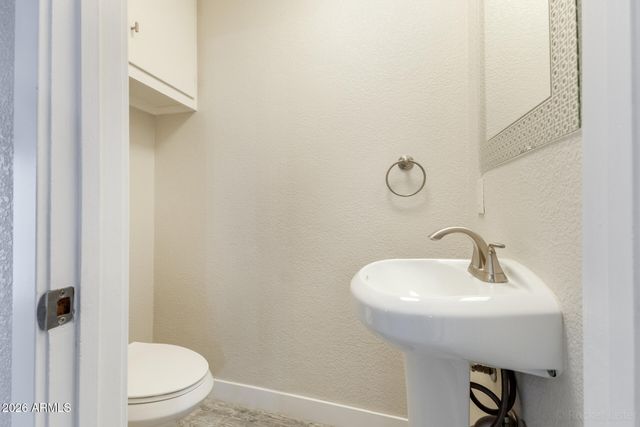 2421 N 68TH Street, Scottsdale, AZ 85257