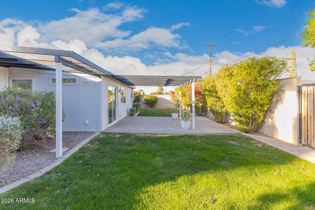 2421 N 68TH Street, Scottsdale, AZ 85257