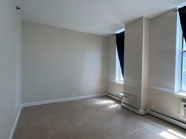 116 Court Street 1107, New Haven, CT 06511