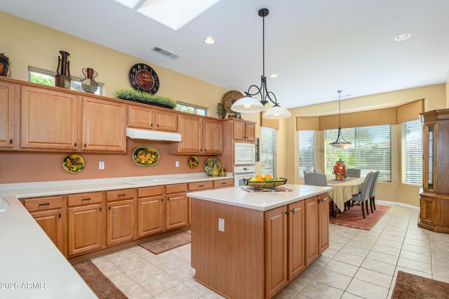 19450 N CORONADO RIDGE Drive, Surprise, AZ 85387