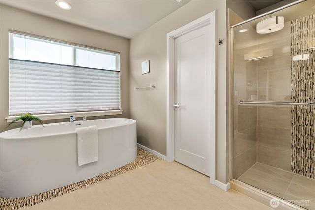 8007 9th Place SE, Lake Stevens, WA 98258
