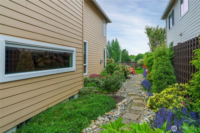 8007 9th Place SE, Lake Stevens, WA 98258