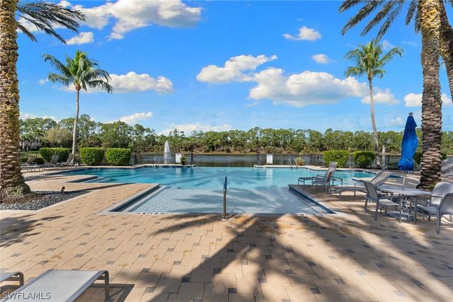 1882 Tarpon Bay DR S 2, Naples, FL 34119