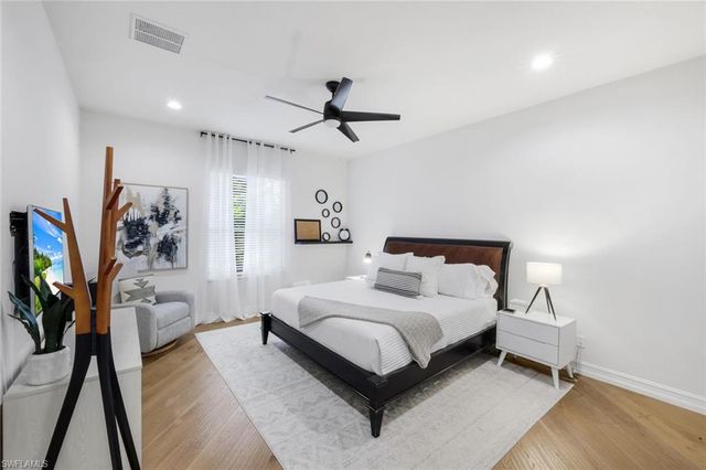 4480 1st AVE NW, Naples, FL 34119