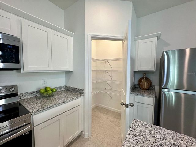 487 HENNEPIN LOOP, Lake Wales, FL 33898