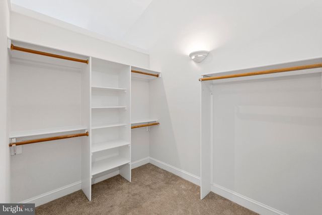 6111 35TH ST N, Arlington, VA 22213
