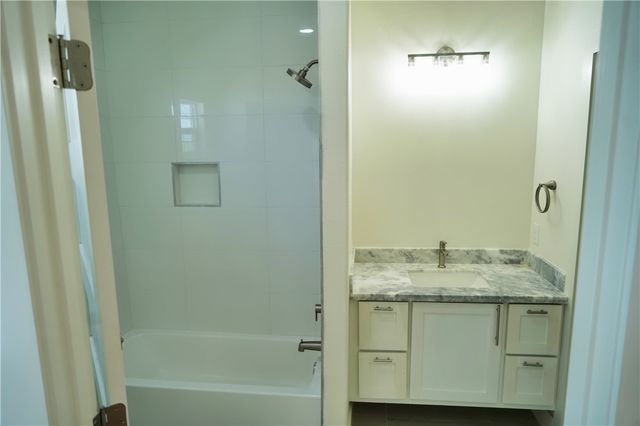 7570 La Concha Blvd, Port Aransas, TX 78373