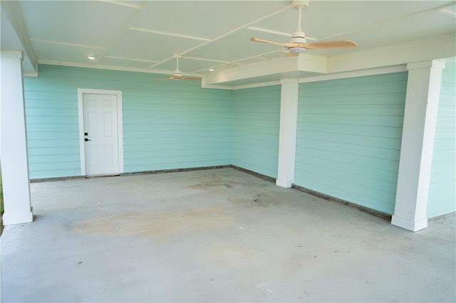 7570 La Concha Blvd, Port Aransas, TX 78373