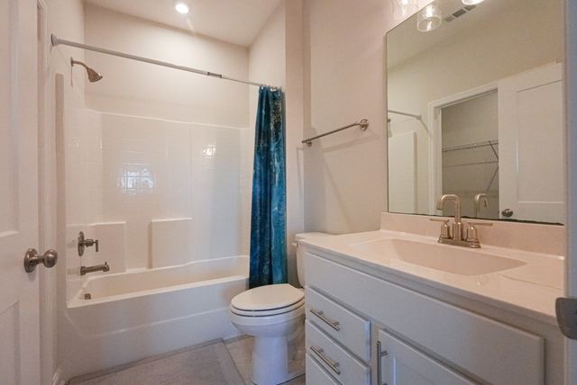 872 Ashton Park Way, Mount Juliet, TN 37122