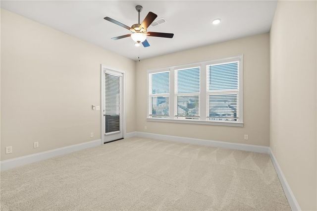 136 Village Green Avenue, Woodstock, GA 30189