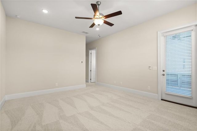 136 Village Green Avenue, Woodstock, GA 30189