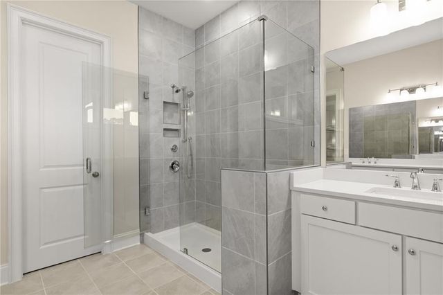 136 Village Green Avenue, Woodstock, GA 30189