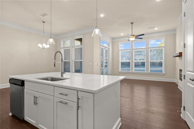136 Village Green Avenue, Woodstock, GA 30189