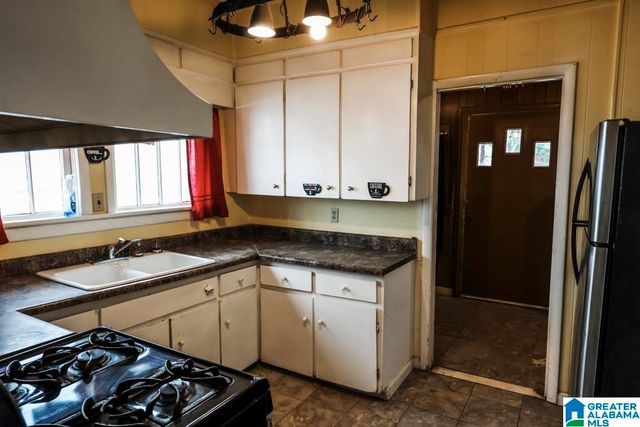 923 HIGHLAND AVENUE, Anniston, AL 36207