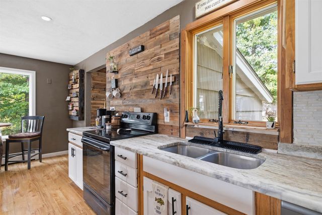 38 Eayers Pond Road, Hudson, NH 03051