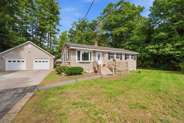 38 Eayers Pond Road, Hudson, NH 03051