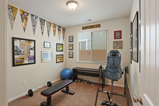 3828 Lookout Dr, Modesto, CA 95355