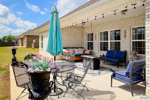 43 Winchester Drive, Decatur, AL 35603