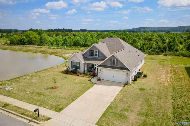 43 Winchester Drive, Decatur, AL 35603