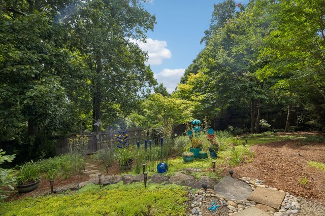5499 Old Sams Creek Rd, Pegram, TN 37143