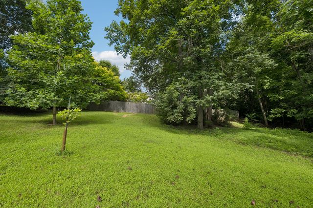 5499 Old Sams Creek Rd, Pegram, TN 37143
