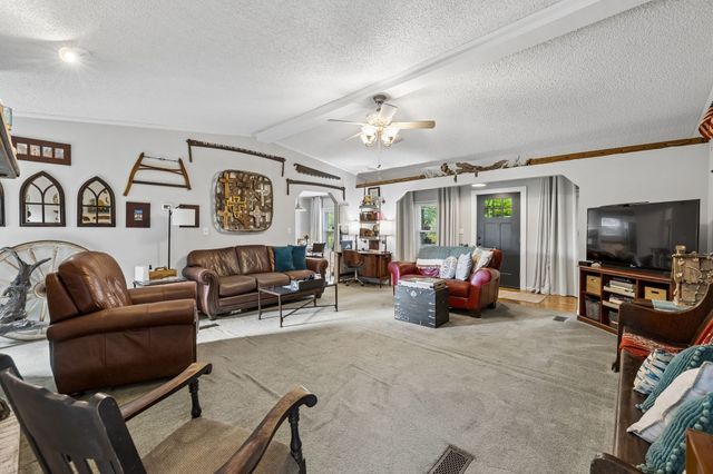 5499 Old Sams Creek Rd, Pegram, TN 37143
