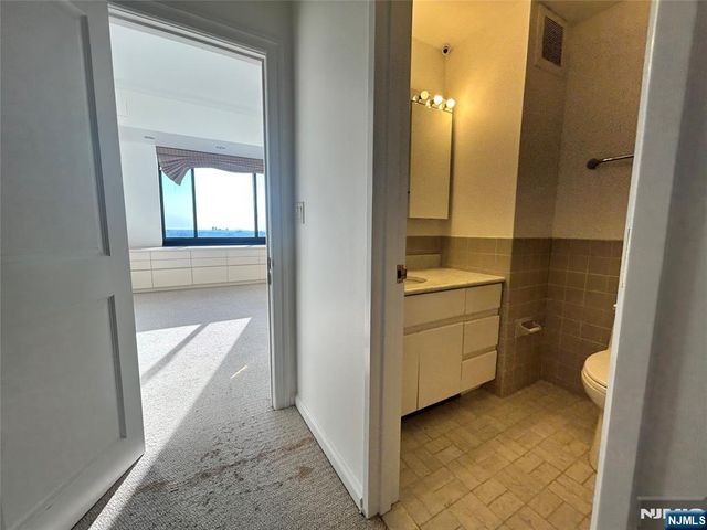 1512 Palisade Avenue 20H, Fort Lee, NJ 07024