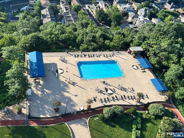 1512 Palisade Avenue 20H, Fort Lee, NJ 07024