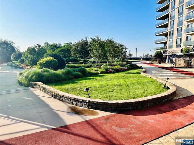 1512 Palisade Avenue 20H, Fort Lee, NJ 07024