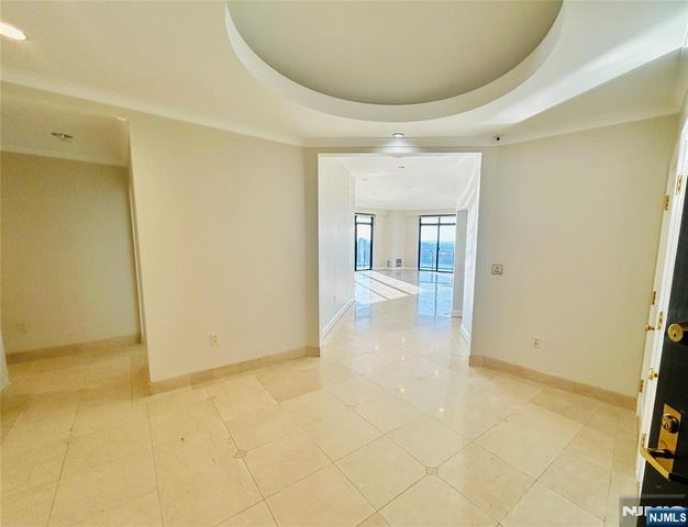 1512 Palisade Avenue 20H, Fort Lee, NJ 07024