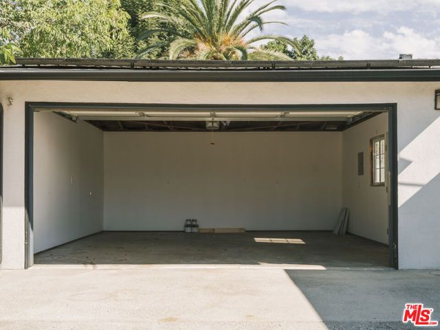 917 N Avenue 51, Los Angeles, CA 90042