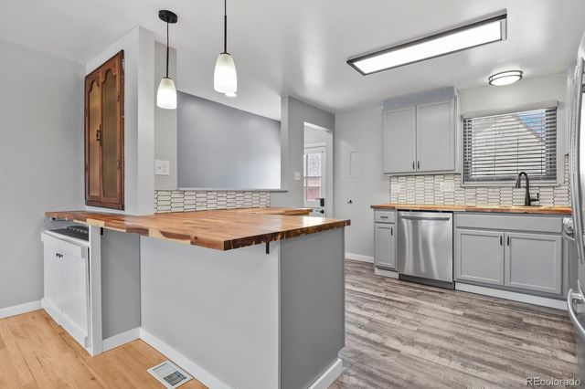 822 Wolff Street, Denver, CO 80204