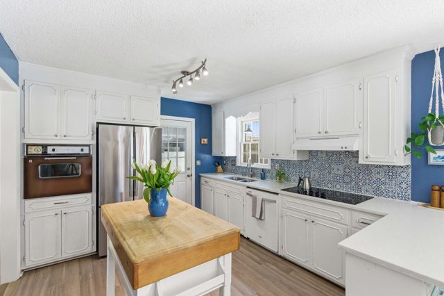 932 Tall Pine Road, Mount Pleasant, SC 29464