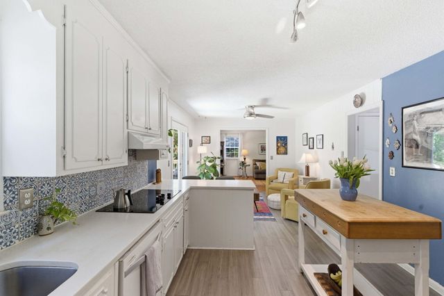 932 Tall Pine Road, Mount Pleasant, SC 29464