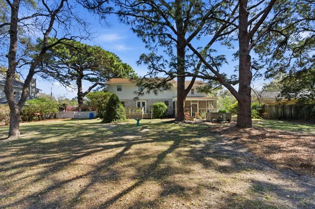 932 Tall Pine Road, Mount Pleasant, SC 29464