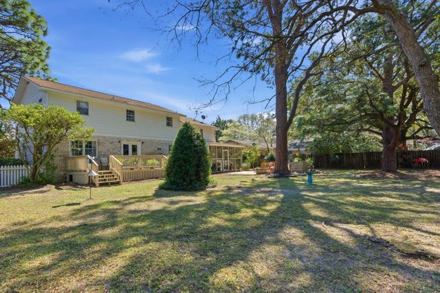 932 Tall Pine Road, Mount Pleasant, SC 29464