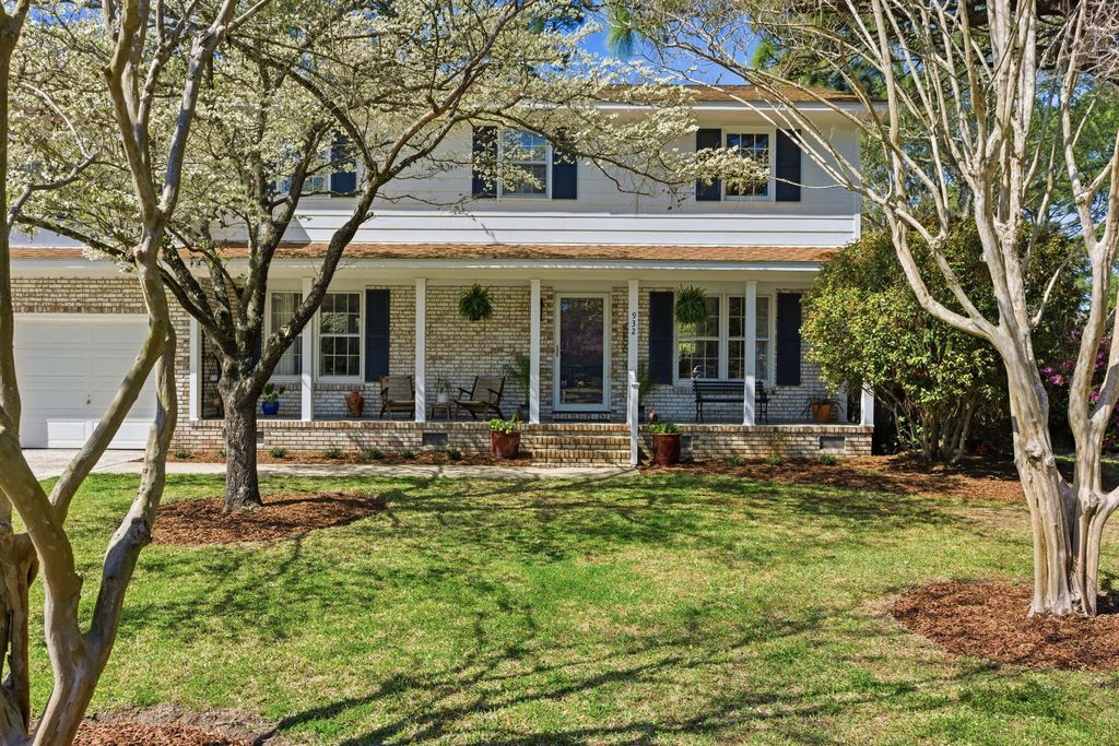 932 Tall Pine Road, Mount Pleasant, SC 29464