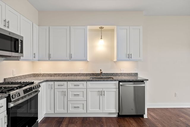 10 Franklin 402, Revere, MA 02151