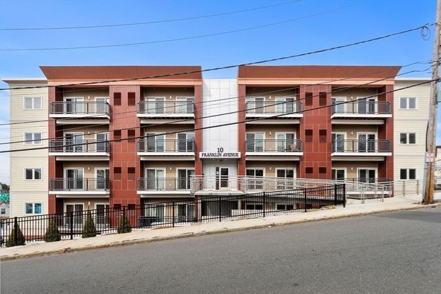 10 Franklin 402, Revere, MA 02151